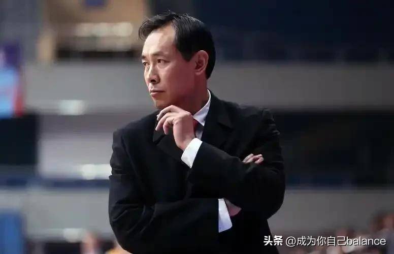 人队员团结一心在比赛中力挽狂澜