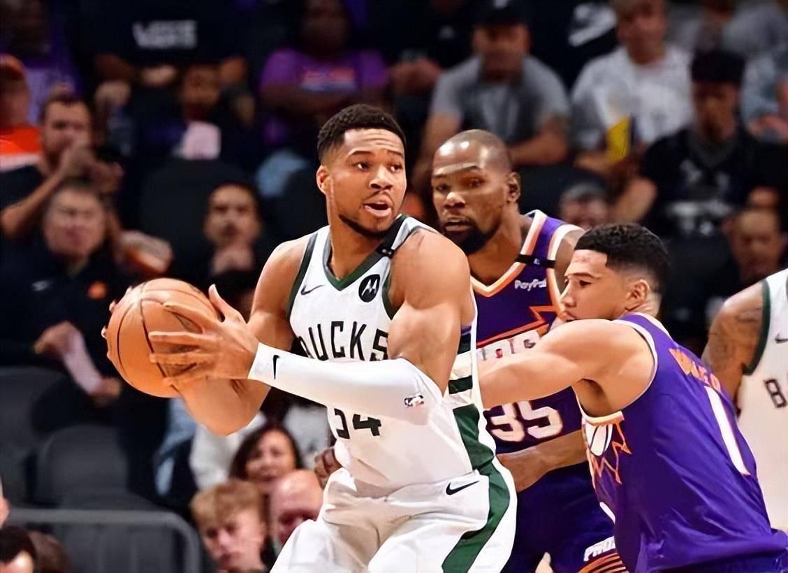 杜兰特三巨头联手，刷新队史纪录得分突破，雄鹿冲击季后赛！